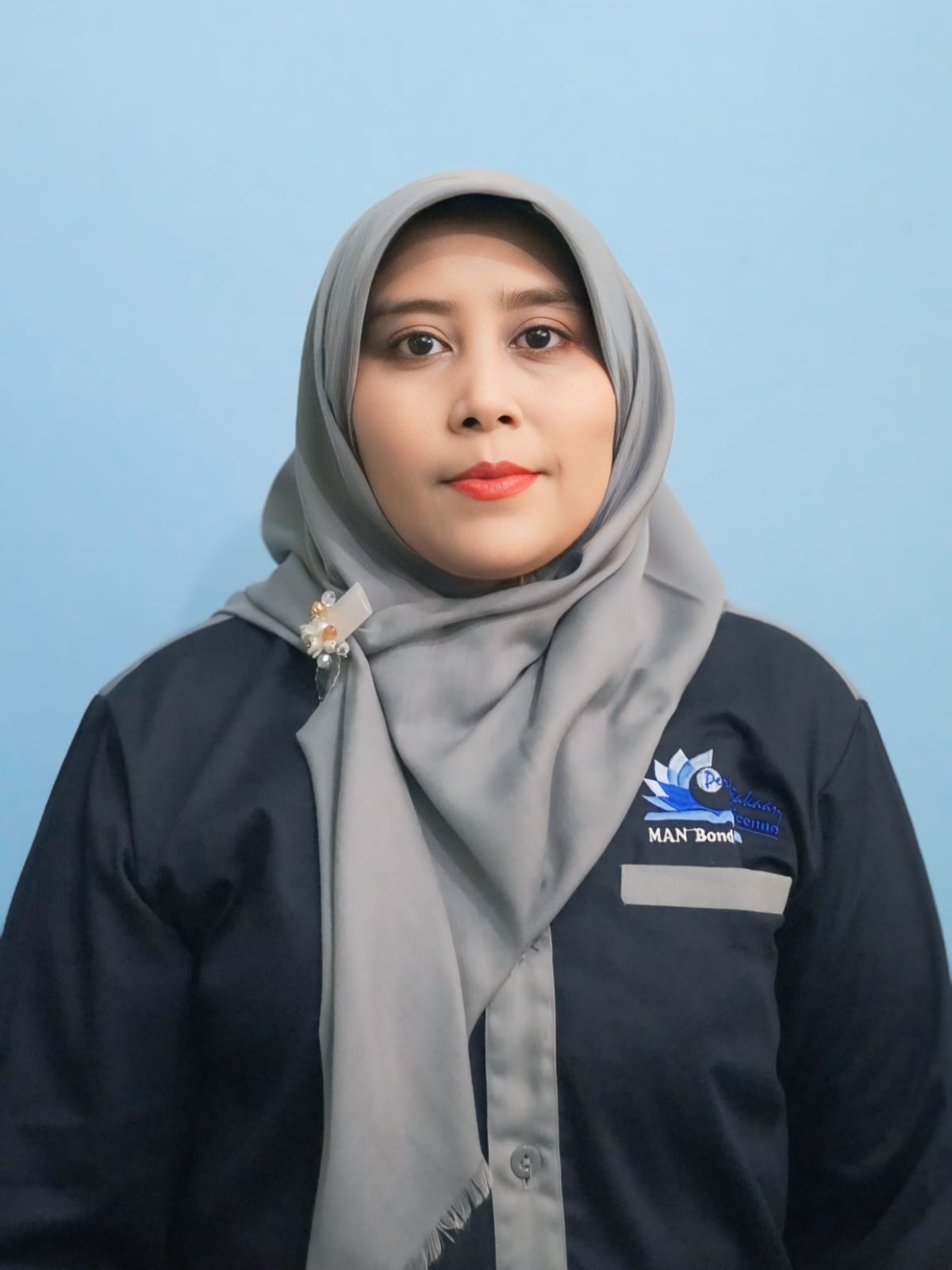 Triana Suprihastini, S.Ag.,M.Pd